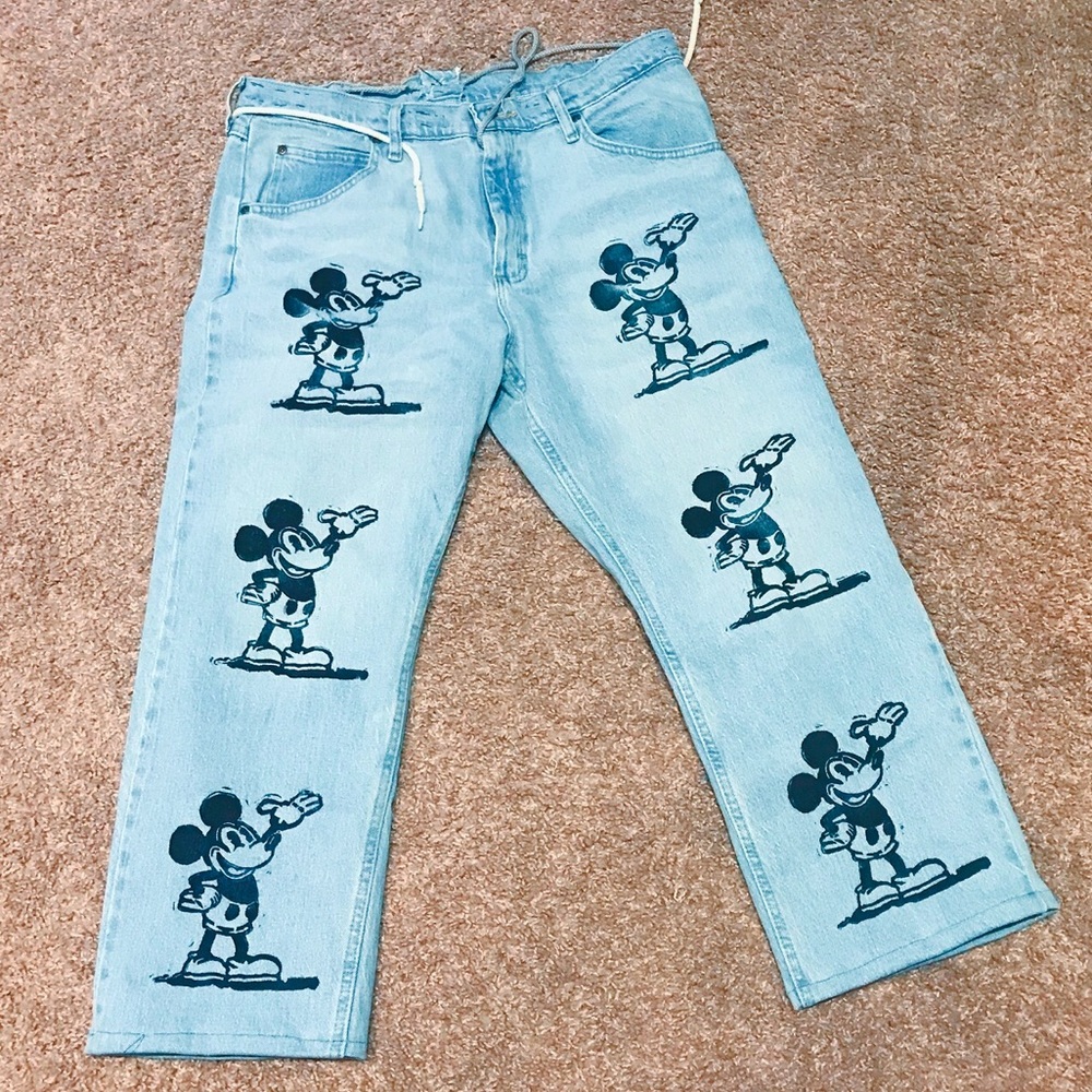 Wrangler Lightwash Denim blue jeans 34x30 disney mickey mouse custom print
